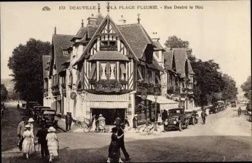 Ak Deauville La Plage Fleurie Calvados, Rue Desire le Hoc