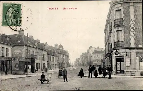 Ak Troyes Aube, Rue Voltaire