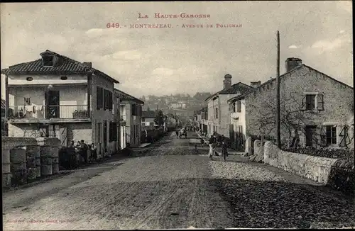 Ak Montrejeau Haute Garonne, Avenue de Polignan