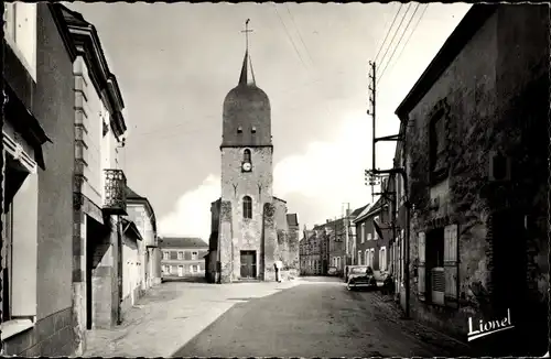 Ak Gene Maine et Loire, Place de l'Eglise