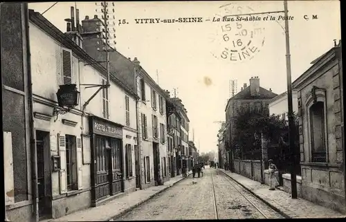 Ak Vitry sur Seine Val de Marne, La Rue St Aubin et la Poste