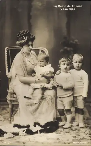 Ak Königshaus von Spanien, La Reina de Espana y sus hijos