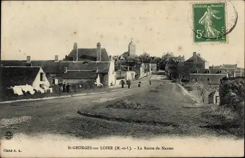 Ak Saint Georges sur Loire Maine-et-Loire, La Route de Nantes