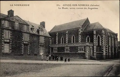 Ak Condé sur Noireau Calvados, Le Musee, couvent des Augustines