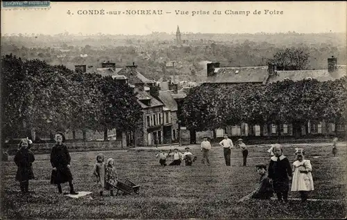 Ak Condé sur Noireau Calvados, Vue prise du Champ de Foire