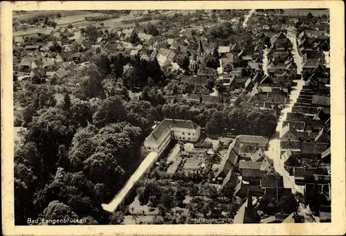 Ak Langenbrücken Bad Schönborn Baden Württemberg, Blick auf den Ort, Fliegeraufnahme