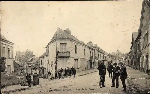 Ak Quincé Brissac Maine et Loire, Rue de la Gare