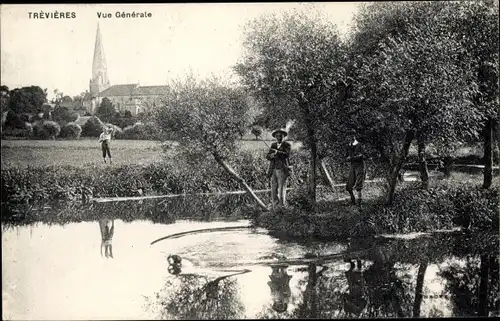 Ak Trevieres Calvados, Vue générale, Angler