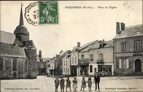 Ak Ingrandes Maine-et-Loire, Place de l'Eglise
