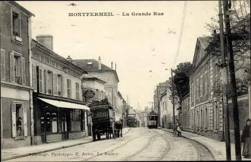 Ak Montfermeil Seine Saint Denis, La Grande Rue, Hotel du Lion d'Or, tramway