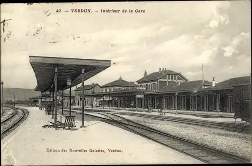 Ak Verdun Meuse, Interieur de la Gare