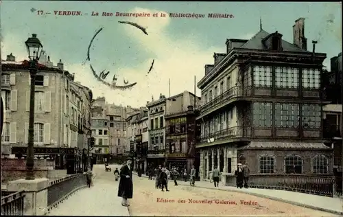 Ak Verdun Meuse, La Rue Beaurepaire et la Bibliotheque Militaire