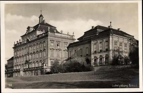 Ak Ludwigsburg in Baden Württemberg, Seitenblick auf das Schloss