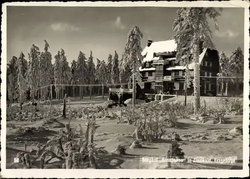 Ak Zinnwald Georgenfeld Altenberg im Erzgebirge, Berghof Ausspanne im Winter