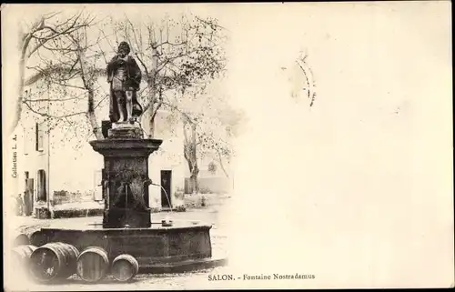 Ak Salon de Provence Bouches du Rhône, Fontaine Nostradamus