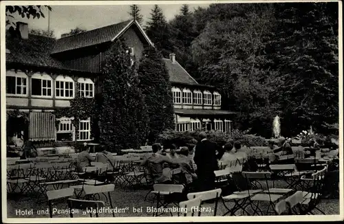 Ak Blankenburg am Harz, Hotel und Pension Waldfrieden, Terrasse