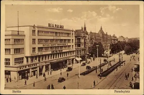 Ak Szczecin Stettin Pommern, Paradeplatz, UFA Palast, Kino