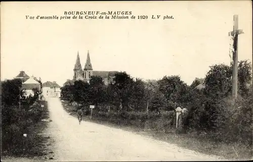 Ak Bourgneuf en Mauges Maine et Loire, Vue d'ensemble prise de la Croix de la  Mission de 1920