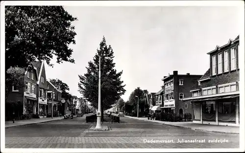 Ak Dedemsvaart Overijssel, Julianastraat zuidzijde