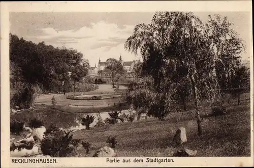 Ak Recklinghausen im Ruhrgebiet, Partie aus dem Stadtgarten