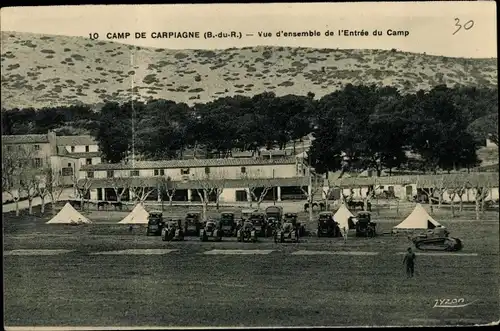 Ak Carpiagne Marseille Bouches du Rhône, Vue d'ensemble de l'Entrée du Camp