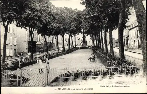 Ak Mayenne Frankreich, Le Square Cheverus