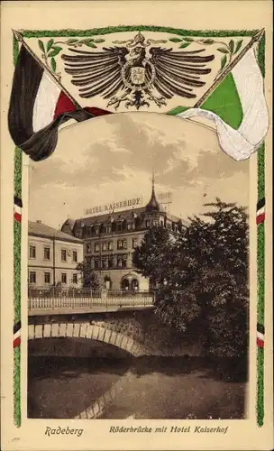 Passepartout Ak Radeberg Sachsen, Röderbrücke, Hotel Kaiserhof, Adler, Fahnen