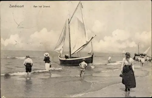 Ak Zandvoort Nordholland, Aan het Strand