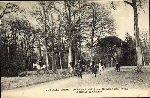 Ak Jumelles Brion Maine-et-Loire, Le Rallye Viel Anjou au Domaine des Hayes, Le Retour au Chateau