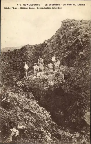 Ak Guadeloupe, la Soufriére, le pont di diable, Kletterer