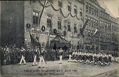 Ak Freiberg in Sachsen, Letzte große Bergparade 1905, Zug der Bergschmiede, Ratskeller