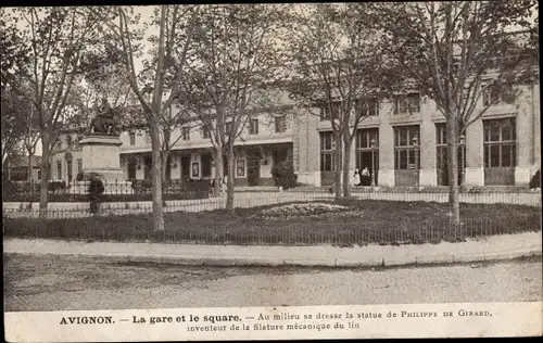 Ak Avignon Vaucluse, La gare et le square