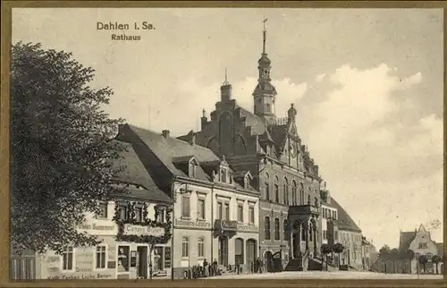 Ak Dahlen in Sachsen, Rathaus, Geschäfte, Buchbinderei