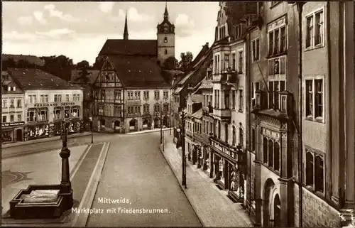 Ak Mittweida in Sachsen, Marktplatz mit Friedensbrunnen