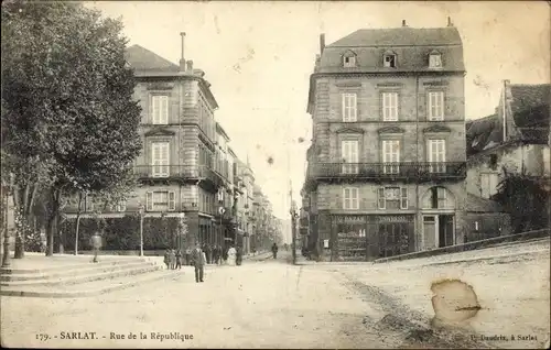 Ak Sarlat la Canéda Dordogne, Rue de la Republique