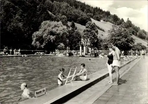 Ak Unterweißbach Thüringen, Partie im Freibad