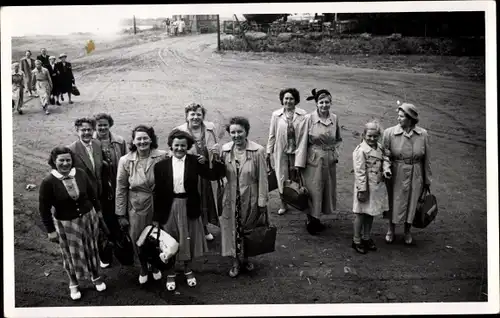 Ak Grünhof Tesperhude Geesthacht an der Elbe, Gruppenfoto, Damen