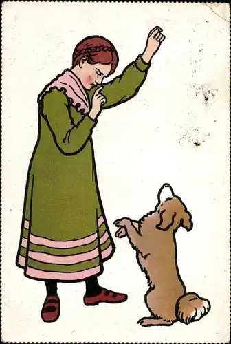 Künstler Ak Mädchen im grünen Kleid spielt mit ihrem Hund