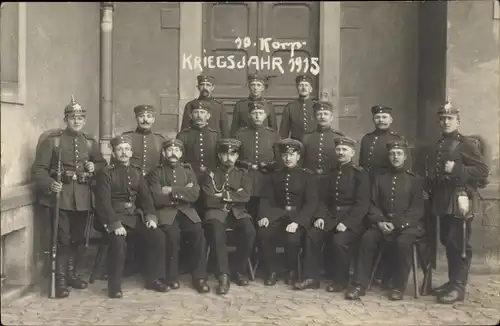 Foto Ak Döbeln in Sachsen, 10. Korporalschaft, Soldaten in Uniformen, I WK