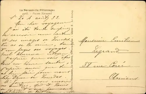 Ak Rauchender Mann in normannischer Tracht