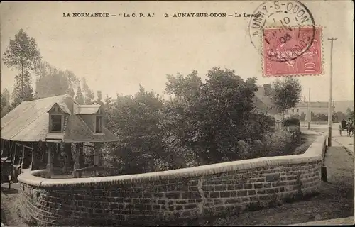 Ak Aunay sur Odon Calvados, Le Lavoir