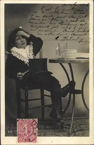 Ak Junge mit Zylinder und Pfeife