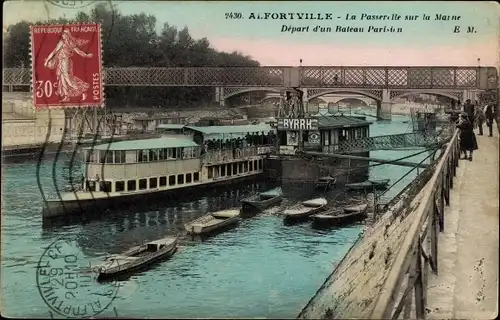 Ak Alfortville Val de Marne, Depart d'un Bateau Parisian