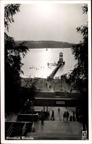 Ak Berlin Zehlendorf Wannsee, Partie im Strandbad