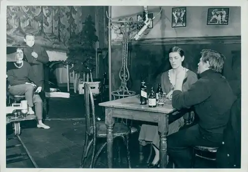 Foto Frau Puppendoktor Pille, Unser Sandmännchen, DDR Kinderfernsehen, Szene