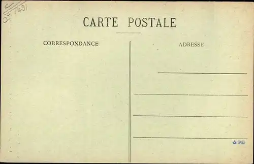 Ak Doué la Fontaine Maine et Loire, Les Récollets, La Cour d'honneur