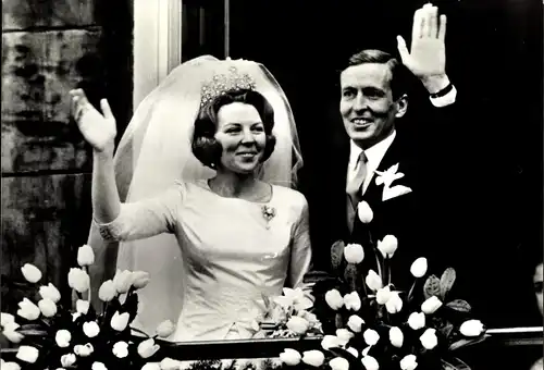 Ak Prinzessin Beatrix und Claus Amsberg, Trauung, 1966