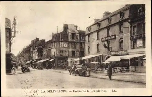 Ak La Delivrande Calvados, Entree de la Grande Rue
