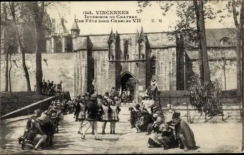 Ak Vincennes Val de Marne, Interieur du Chateau, Une Fete sous Charles VII