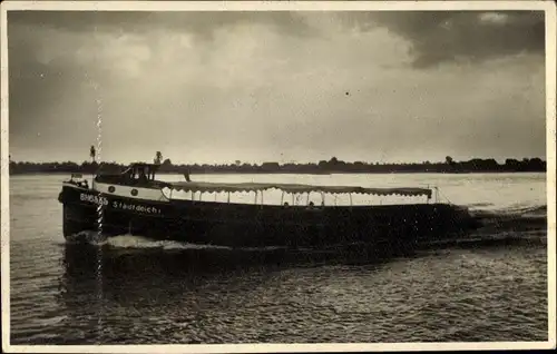 Foto Ak Hamburg, Salondampfer Stadtdeich vor der Stadt